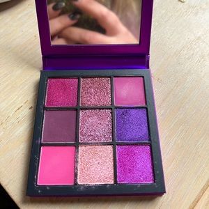 Huda Amethyst Obsessions
